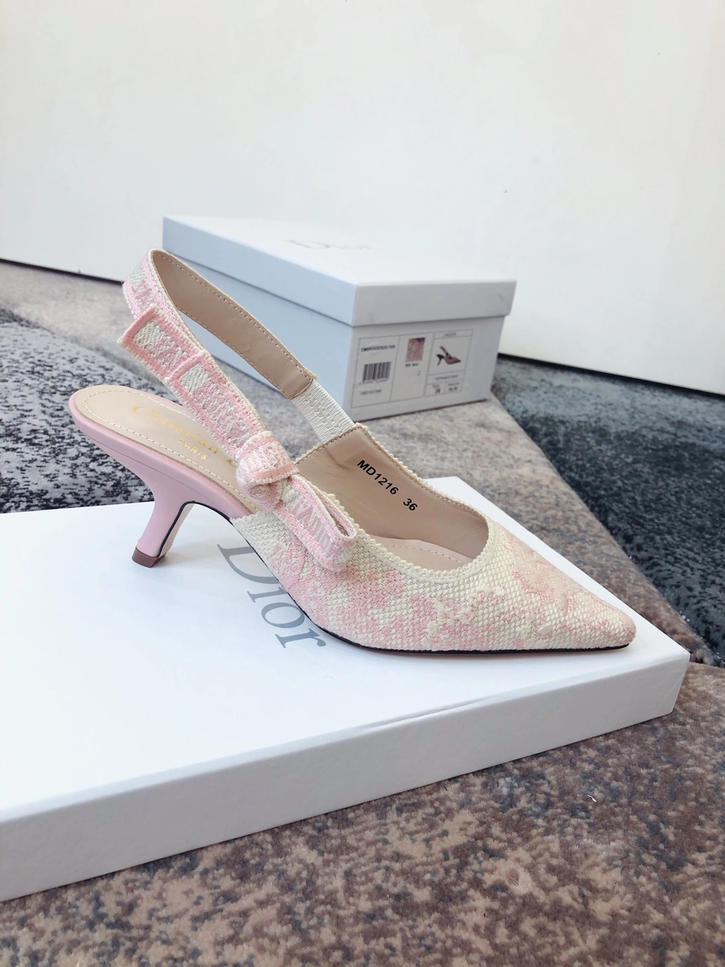 &4ior KDP761TJE_S46P Heel height：6.5CM item:ET-X234E0738W